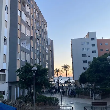 Apartment Paseo Maritimo Zapillo Daniel *